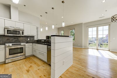 /international/us/1430-dresden-drive-ne-brookhaven-ga-110120721787/