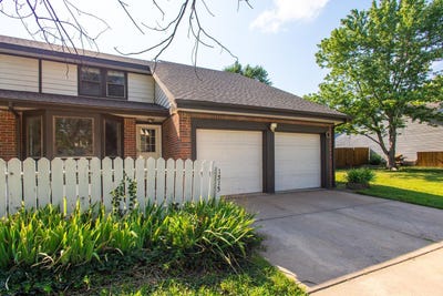 /international/us/1515-s-goebel-wichita-ks-110101368984/