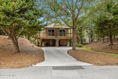 /international/us/9260-osprey-ridge-drive-emerald-isle-nc-110101093081/