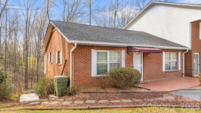 /international/us/75-laurelwood-drive-marion-nc-110107924373/