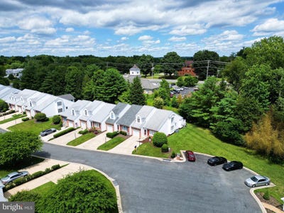 /international/us/1819-barrington-village-court-bel-air-md-110119318339/