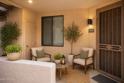 /international/us/3330-s-gilbert-road-chandler-az-110107632801/