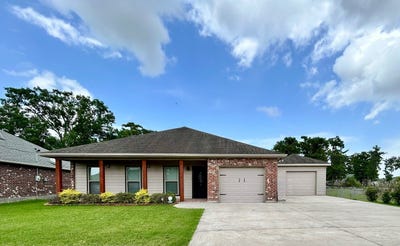 /international/us/1223-teche-road-morgan-city-la-110100240899/
