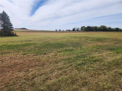 /international/us/tbd-edgewater-road-lake-crystal-mn-110104846914/