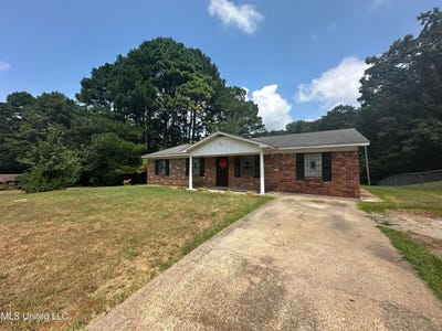 /international/us/25-grandview-drive-drive-water-valley-ms-110098256823/