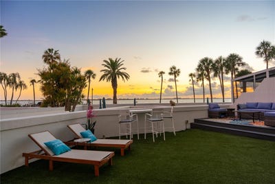 /international/us/988-blvd-of-the-arts-sarasota-fl-110109083703/