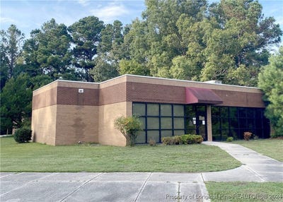 /international/us/1212-s-walnut-street-s-fairmont-nc-110094838523/