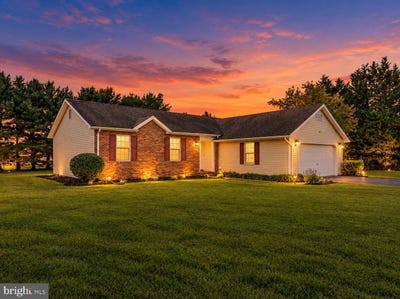 /international/us/262-maplewood-court-harpers-ferry-wv-110110316939/
