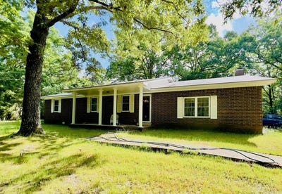 /international/us/119-polk-road-284-hatfield-ar-110108349759/