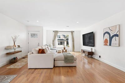 /international/us/1516-71st-st-north-bergen-nj-110108225216/