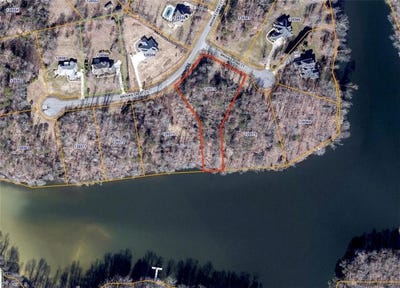 /international/us/3715-brooks-crest-court-browns-summit-nc-110078804475/