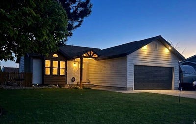 /international/us/6048-w-contadora-ln-west-valley-city-ut-110107756025/
