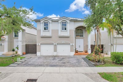 /international/us/11258-nw-47th-ln-doral-fl-110108765888/