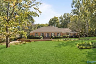 /international/us/2403-covemont-drive-se-huntsville-al-110120588188/