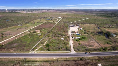 /international/us/10745-n-camino-real-uhland-tx-110098394175/