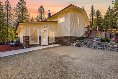 /international/us/13498-balsamroot-road-lolo-mt-110120556482/