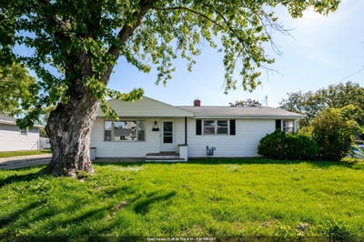 /international/us/1073-suburban-drive-de-pere-wi-110110332036/
