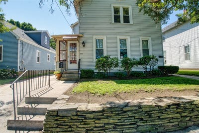 /international/us/923-w-2nd-street-erie-pa-110100687709/