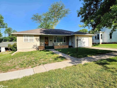 /international/us/602-court-street-ida-grove-ia-110100318997/