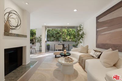 /international/us/429-n-oakhurst-dr-beverly-hills-ca-110106318409/