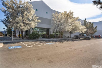 /international/us/12815-old-virginia-road-reno-nv-110098402653/