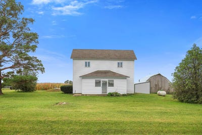 /international/us/1103-quince-ave-villisca-ia-110119923898/