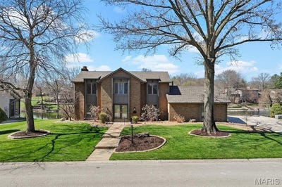/international/us/26-ravenwood-circle-o-fallon-il-110106785078/