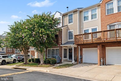/international/us/4046-chetham-way-woodbridge-va-110109826023/