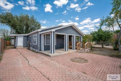 /international/us/212-north-st-mission-tx-110106232796/