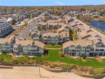 /international/us/20-narragansett-avenue-narragansett-ri-110107616583/