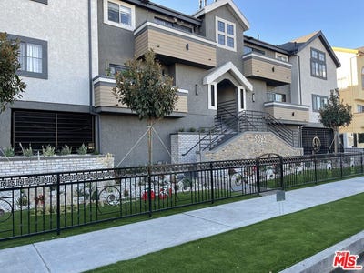 /international/us/5325-denny-ave-north-hollywood-ca-110107458047/