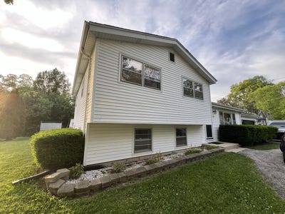 /international/us/1218-lincoln-avenue-fox-river-grove-il-110108500392/
