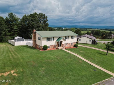 /international/us/450-sioux-trail-greeneville-tn-110101291724/