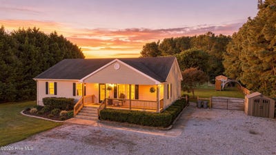 /international/us/3217-w-gibbs-road-knotts-island-nc-110119956676/