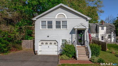 /international/us/18-atwood-street-plainville-ct-110108075771/