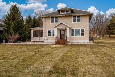 /international/us/881-parkview-drive-milton-wi-110106072990/