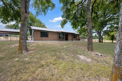 /international/us/121-dog-run-burnet-tx-110094670192/