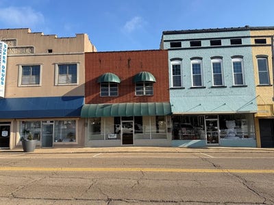 /international/us/2336-cedar-st-mckenzie-tn-110105356078/