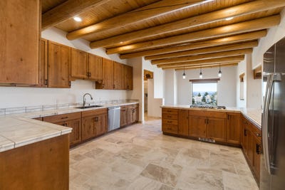 /international/us/1411-maestas-road-taos-nm-110107665345/