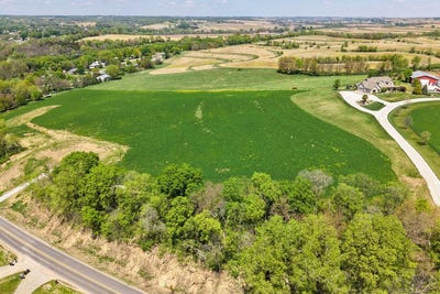 /international/us/24626-ingrum-avenue-glenwood-ia-110103758174/