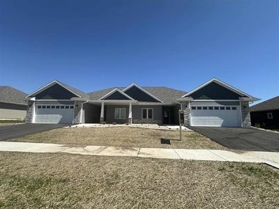 /international/us/3141-s-bartells-drive-beloit-wi-110096166394/