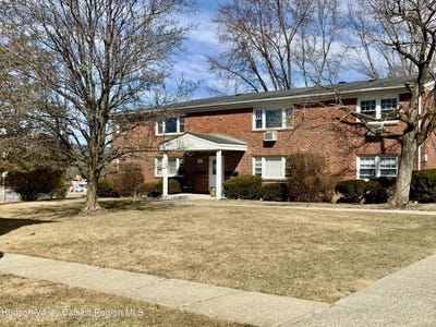 /international/us/136-n-chestnut-street-new-paltz-ny-110098342703/?lang=zh-cn