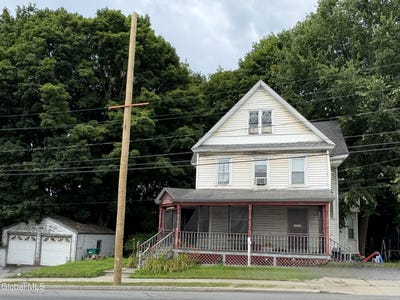 /international/us/219-broadway-fort-edward-ny-110097757775/