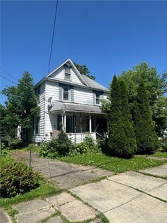 /international/us/257-bridge-street-corning-city-ny-110100417991/