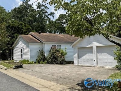 /international/us/3632-pearson-circle-guntersville-al-110100842996/