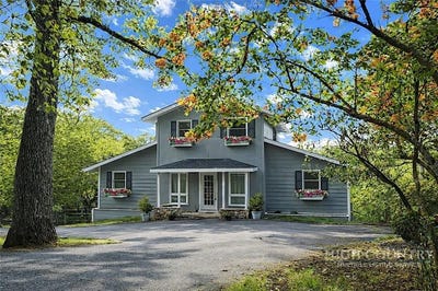 /international/us/638-ridge-road-roaring-gap-nc-110108195322/