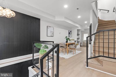 /international/us/124-mount-street-baltimore-md-110108395510/