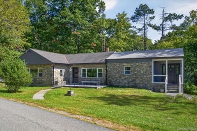 /international/us/517-e-mountain-road-n-cold-spring-ny-110110365117/