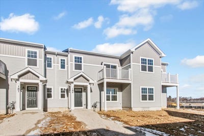 /international/us/343-kingsport-drive-south-elgin-il-110104159616/