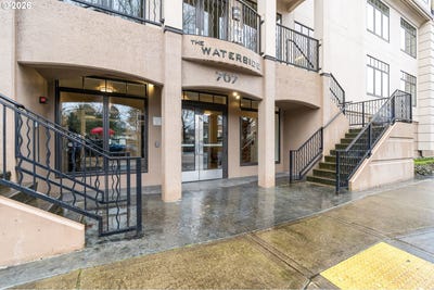 /international/us/707-n-hayden-island-dr-portland-or-110106347905/